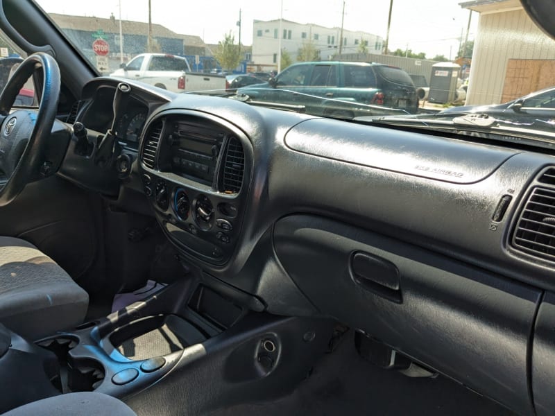 Toyota Tundra 2004 price $8,995