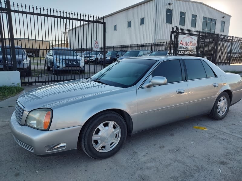 Cadillac DeVille 2004 price $5,999