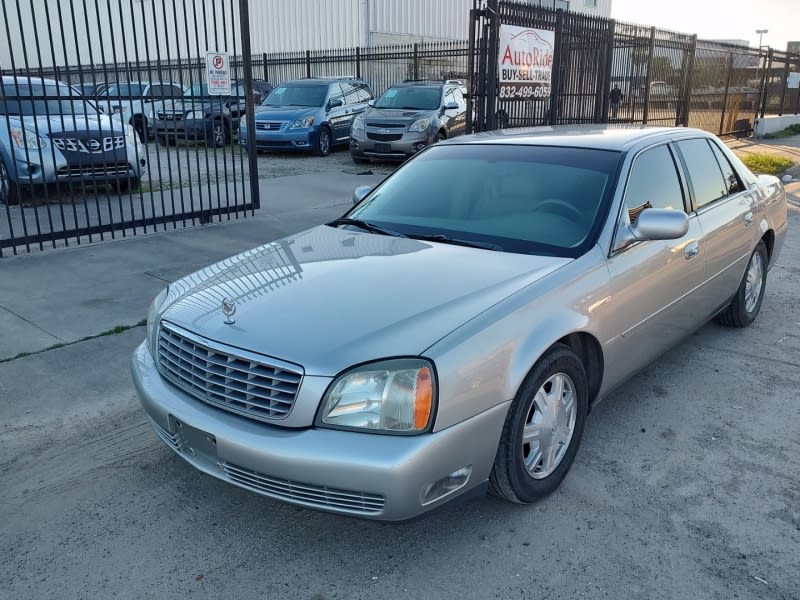 Cadillac DeVille 2004 price $5,999