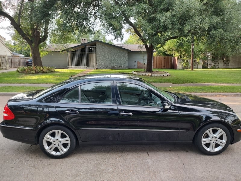 Mercedes-Benz E-Class 2006 price $6,499