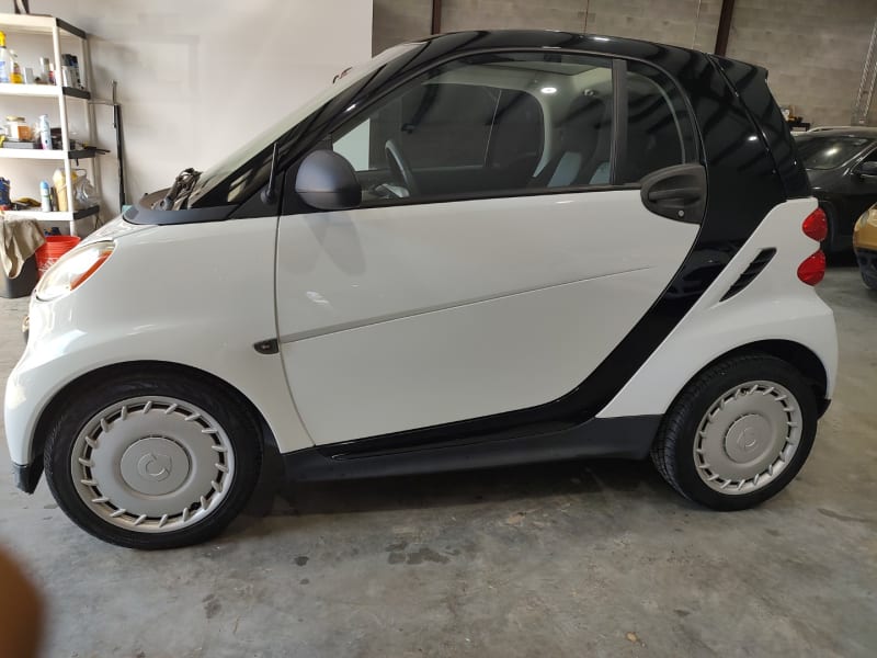 Smart fortwo 2014 price $5,499