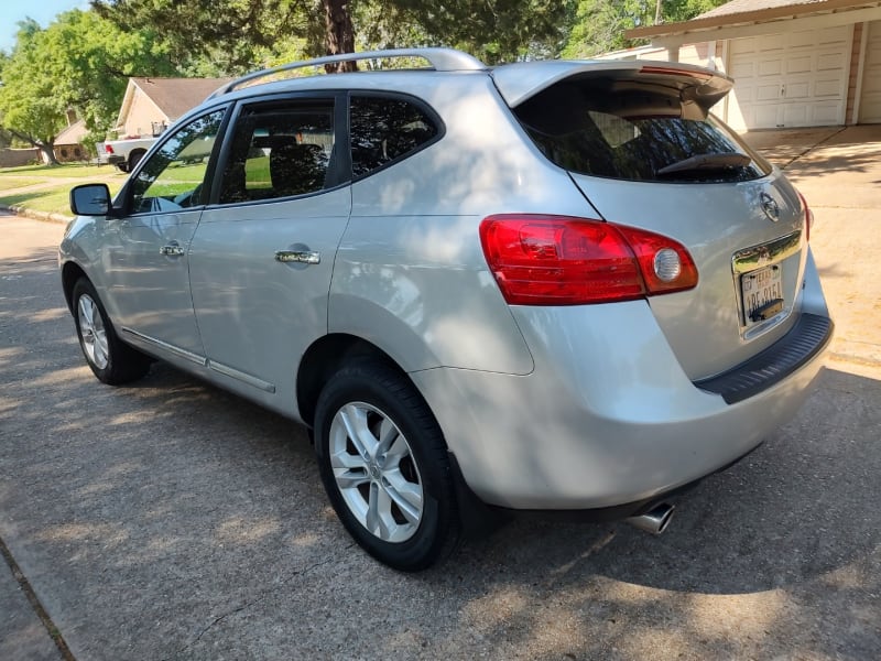 Nissan Rogue 2012 price $6,499