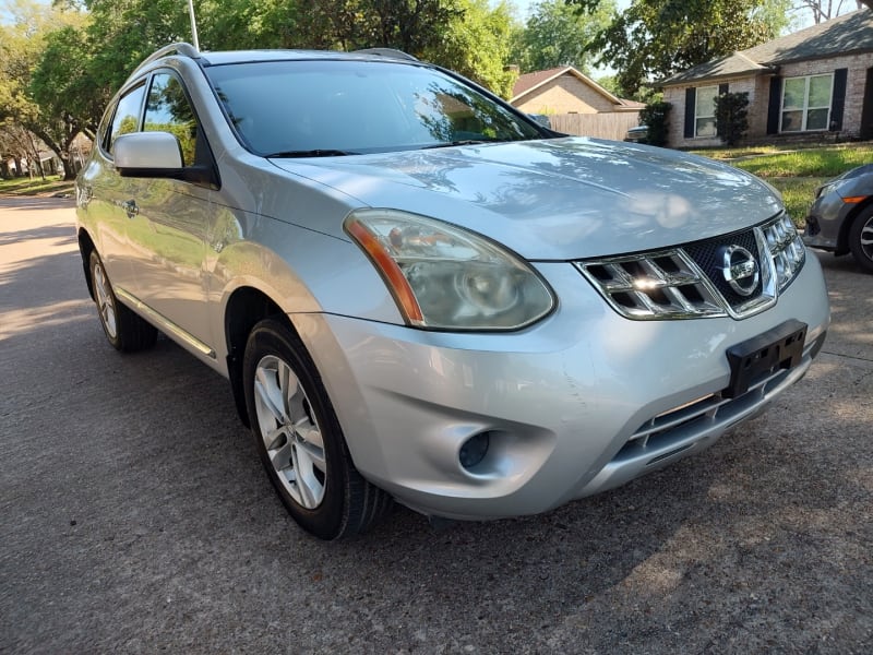 Nissan Rogue 2012 price $6,499