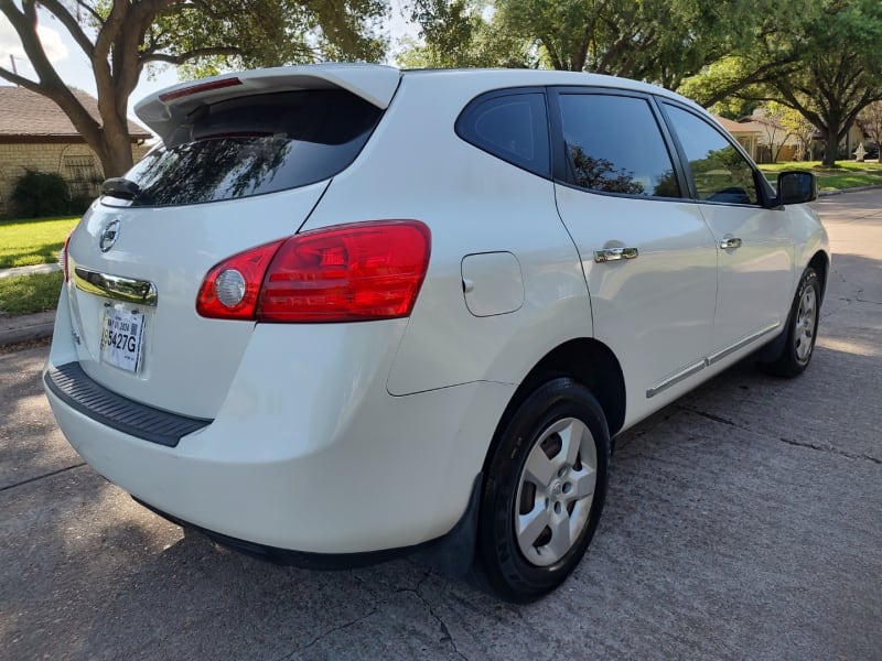 Nissan Rogue 2011 price $5,499