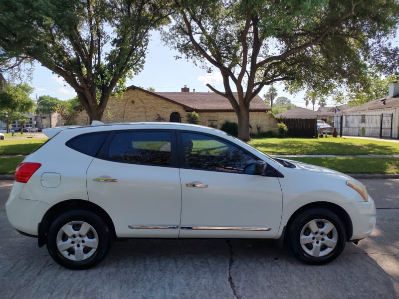 Nissan Rogue 2011 price $5,499