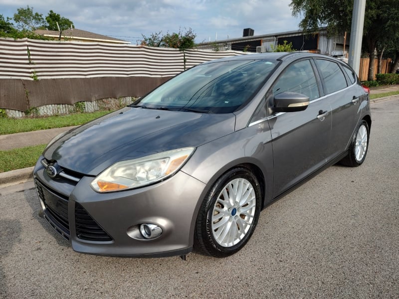 Ford Focus 2012 price $5,999