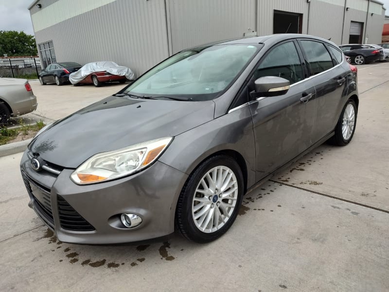 Ford Focus 2012 price $5,999