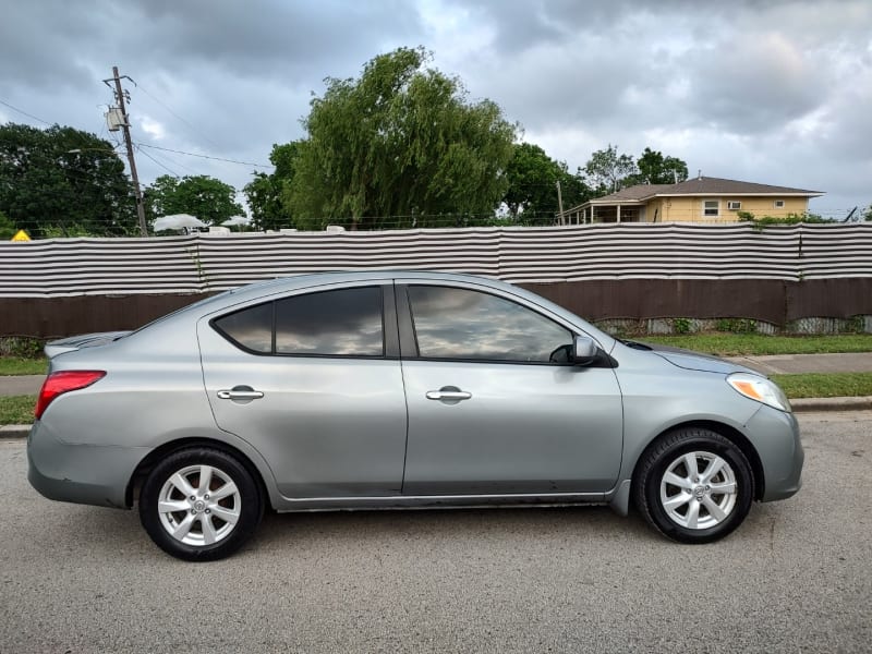 Nissan Versa 2012 price $5,499