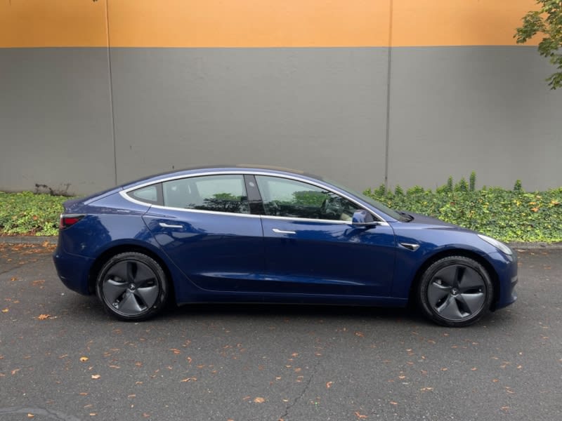Tesla Model 3 2018 price $28,995