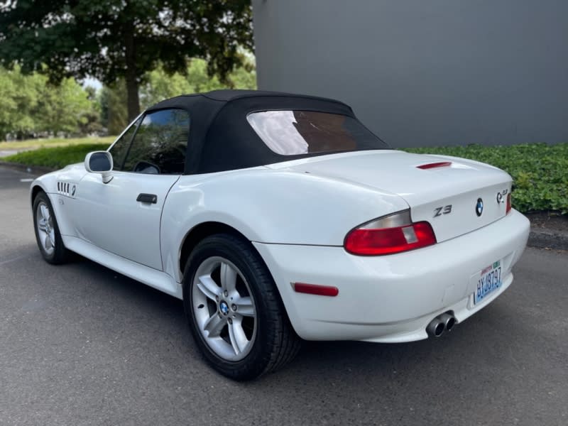 BMW Z3 2000 price $8,995