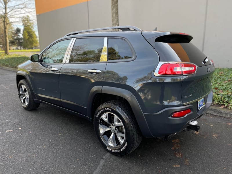 Jeep Cherokee 2017 price $19,995