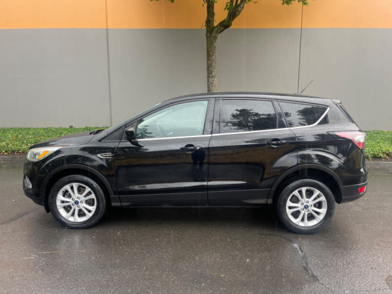 Ford Escape 2017 price $10,995