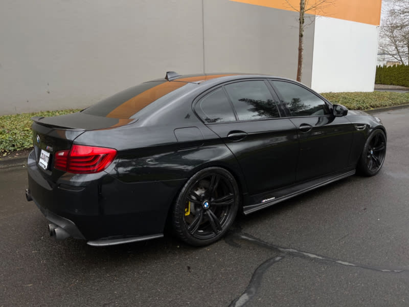 BMW M5 2016 price $32,995