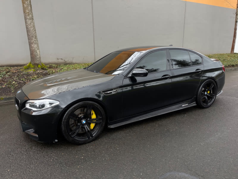 BMW M5 2016 price $32,995