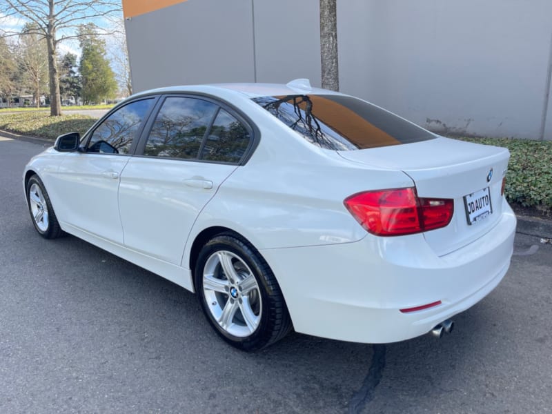 BMW 3-Series 2015 price $10,995