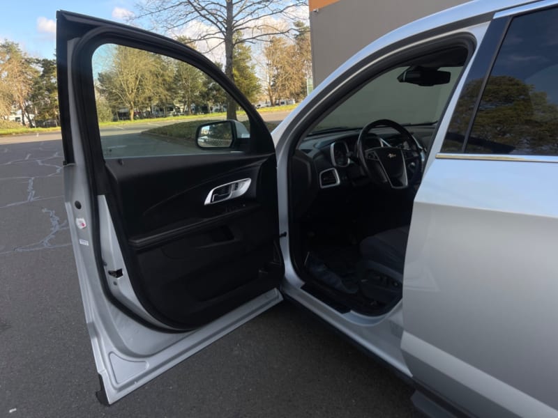 Chevrolet Equinox 2012 price $7,995