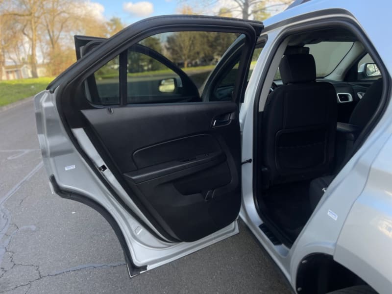 Chevrolet Equinox 2012 price $7,995