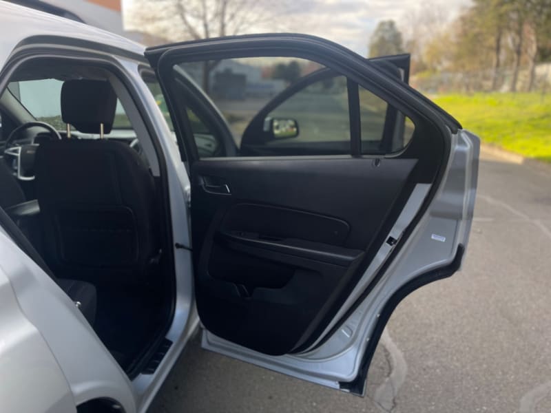 Chevrolet Equinox 2012 price $7,995