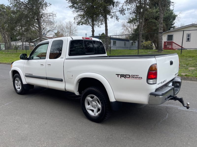 Toyota Tundra 2003 price $15,995