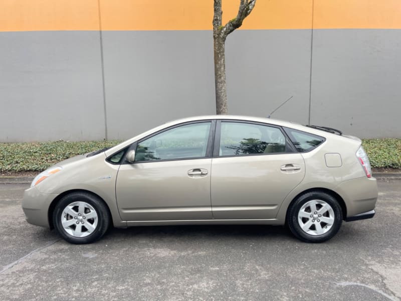 Toyota Prius 2006 price $6,995