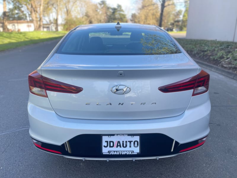 Hyundai Elantra 2019 price $12,995