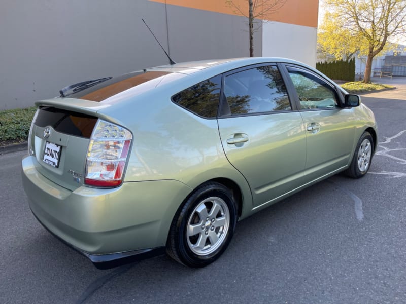 Toyota Prius 2009 price $7,495