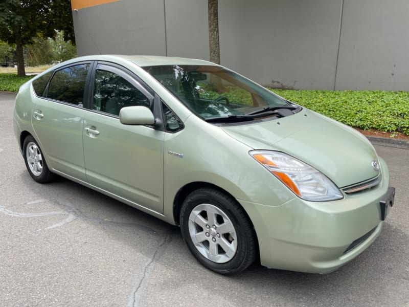 Toyota Prius 2009 price $7,495