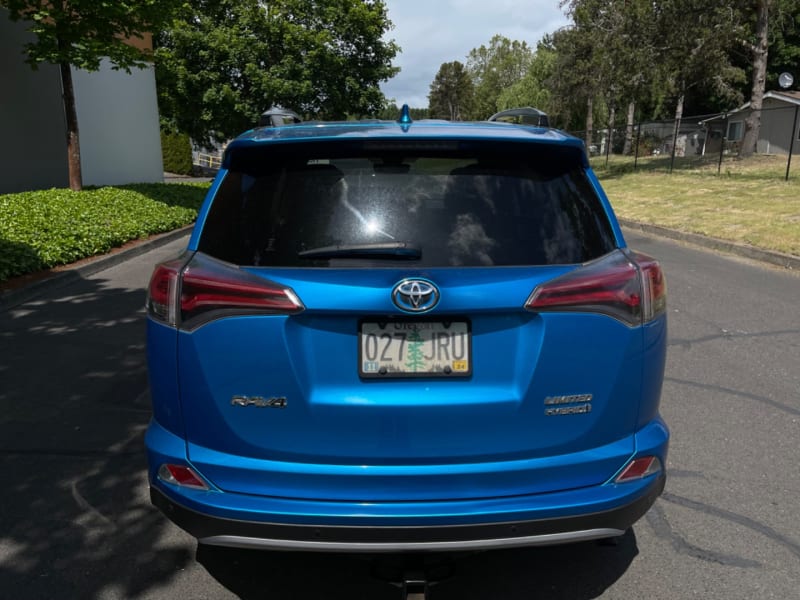 Toyota RAV4 Hybrid 2017 price $14,995