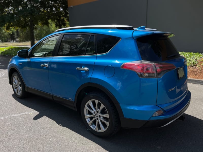 Toyota RAV4 Hybrid 2017 price $14,995