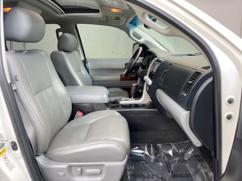 Toyota Sequoia 2014 price $21,995