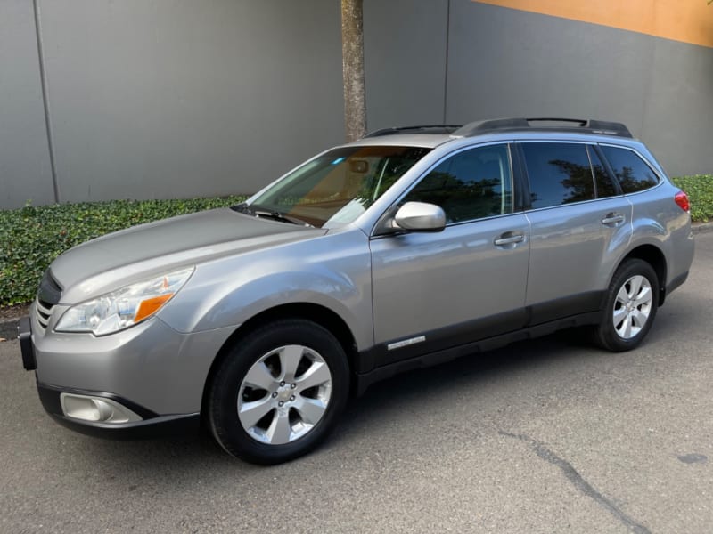 Subaru Outback 2012 price $7,995