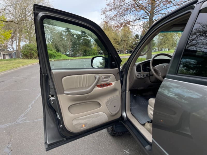 Toyota Tundra 2006 price $14,995