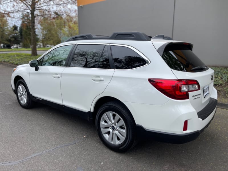 Subaru Outback 2017 price $13,995