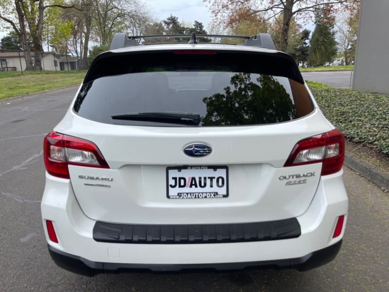 Subaru Outback 2017 price $13,995