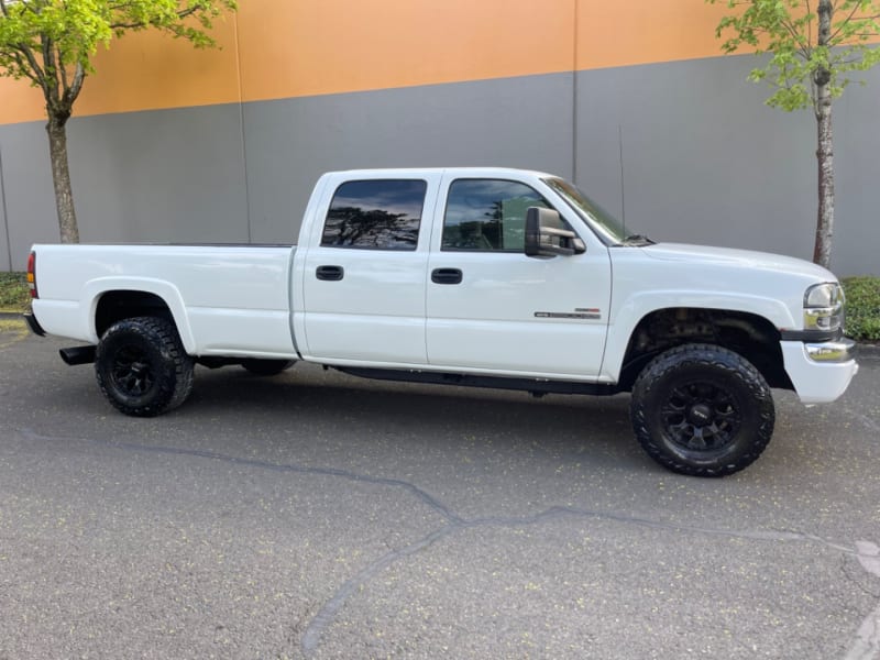 GMC Sierra 2500HD 2005 price $19,995