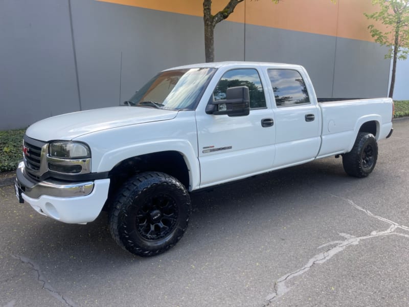 GMC Sierra 2500HD 2005 price $19,995