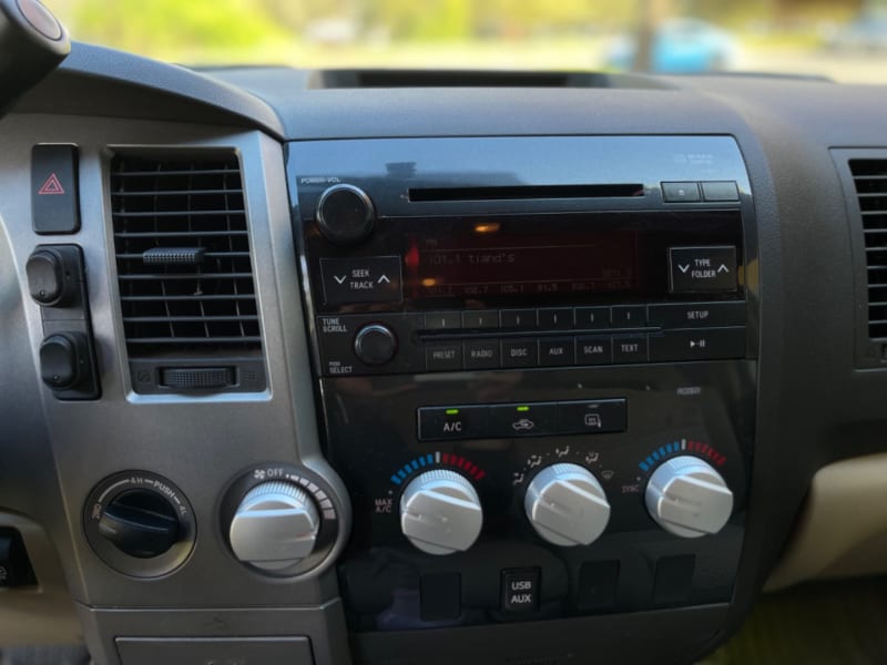 Toyota Tundra 4WD Truck 2010 price $13,995