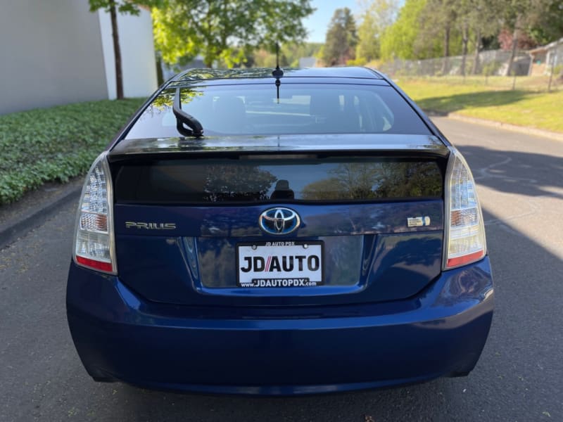 Toyota Prius 2010 price $8,495