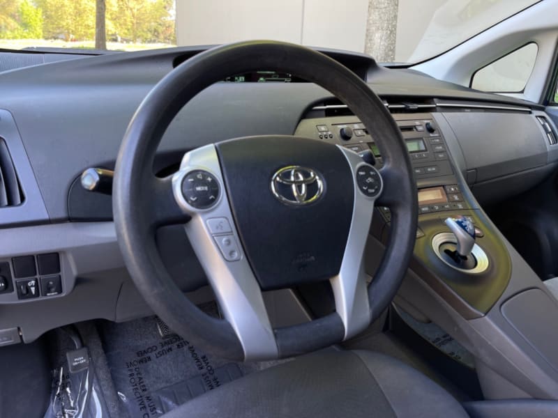 Toyota Prius 2010 price $8,495