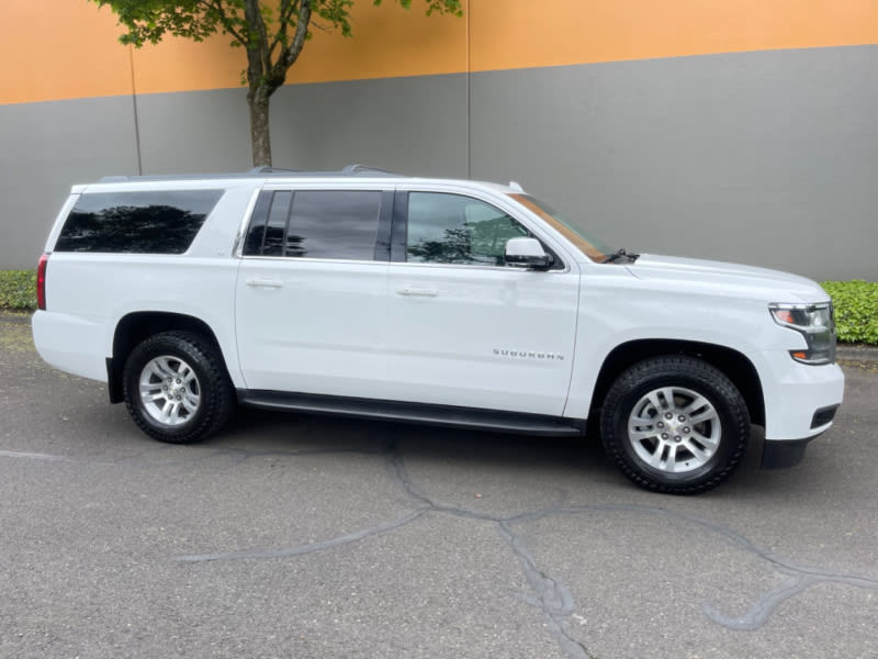 Chevrolet Suburban 2016 price $22,995