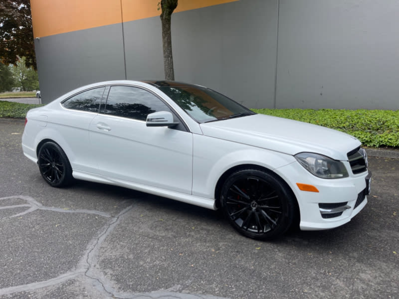 Mercedes-Benz C-Class 2015 price $14,995