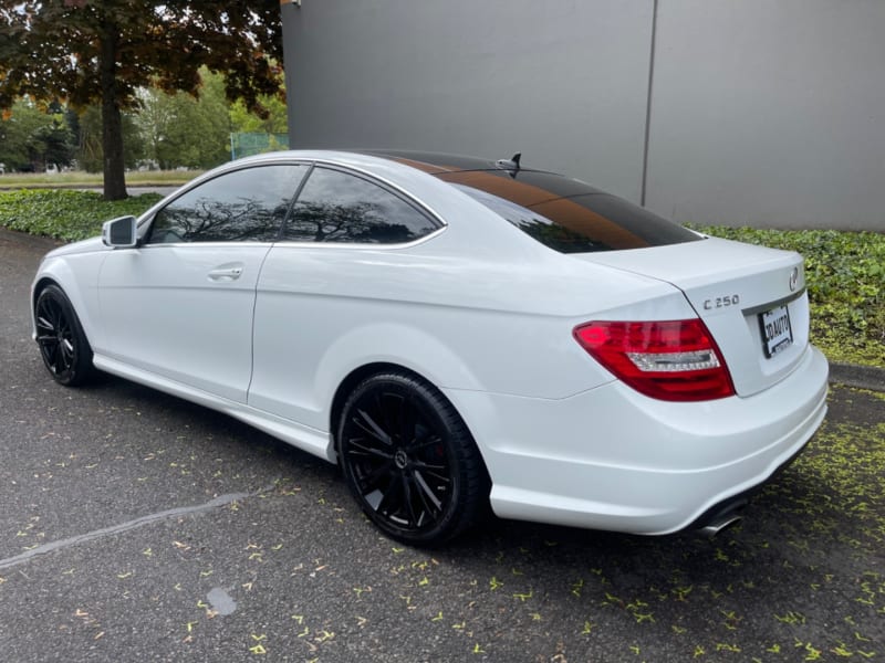 Mercedes-Benz C-Class 2015 price $14,995