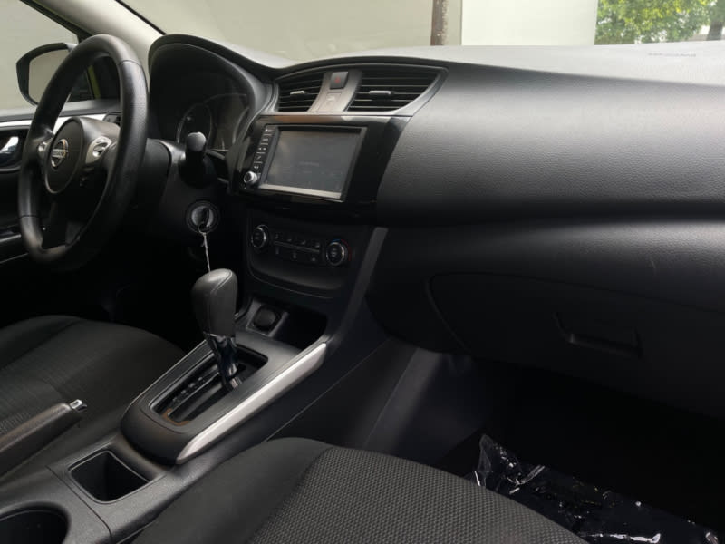 Nissan Sentra 2019 price $10,995