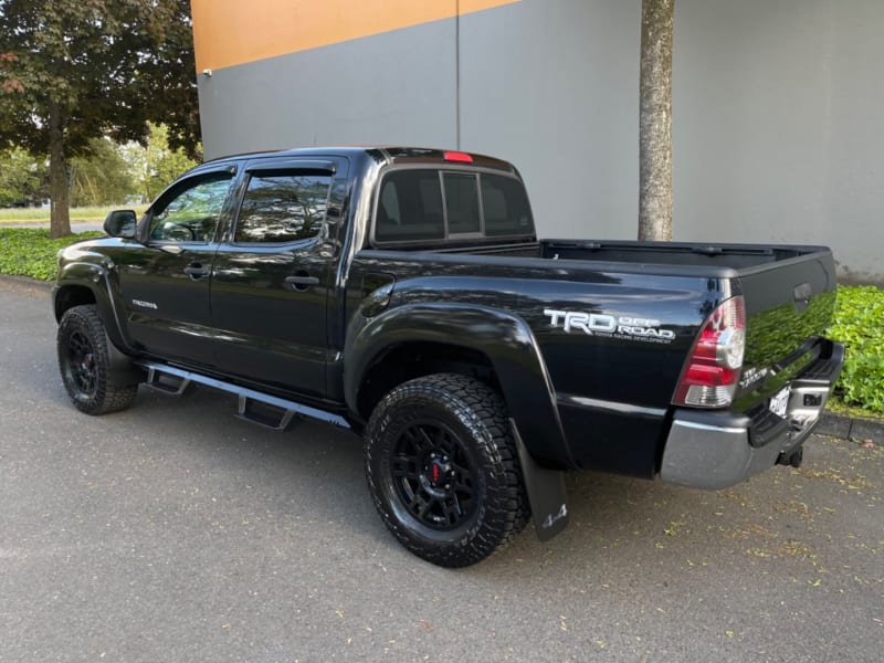 Toyota Tacoma 2013 price $18,995