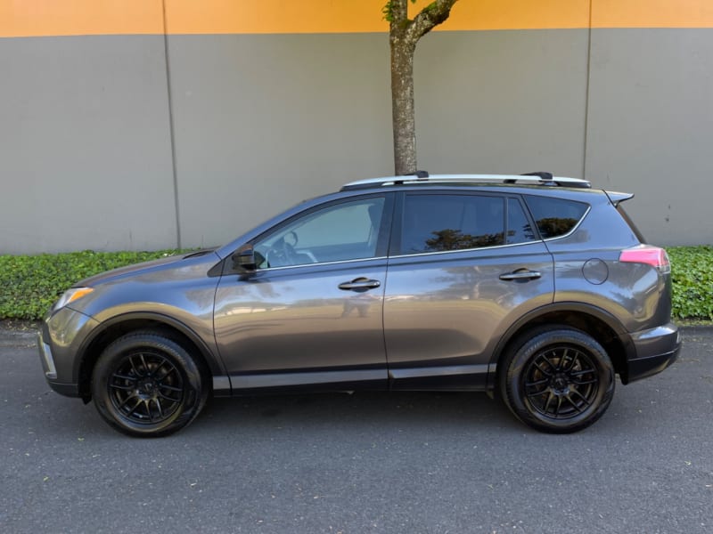 Toyota RAV4 2016 price $10,995