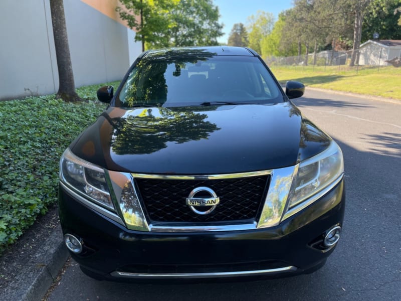 Nissan Pathfinder 2016 price $11,995