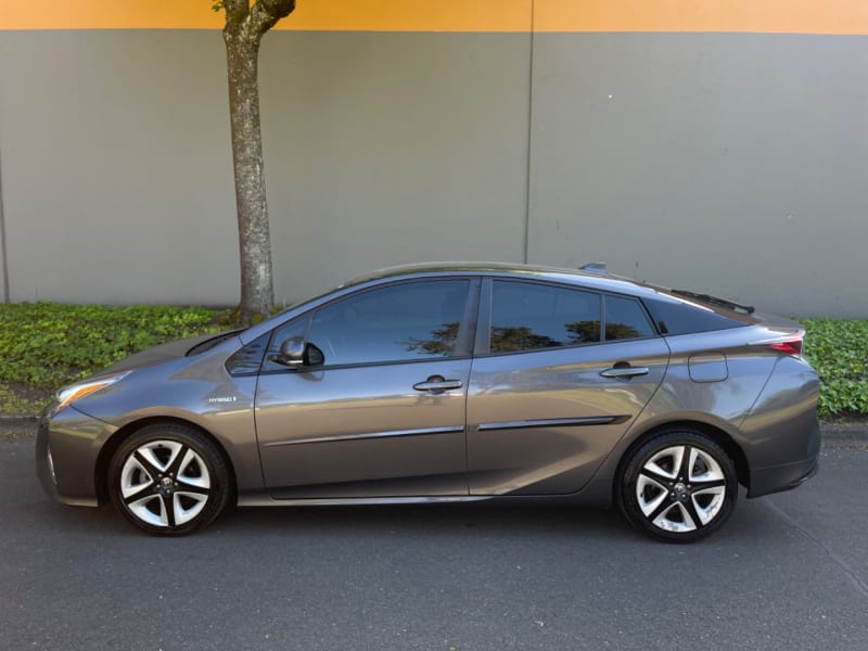 Toyota Prius 2016 price $13,995