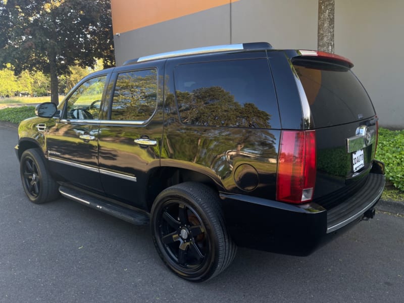 Cadillac Escalade 2007 price $9,995