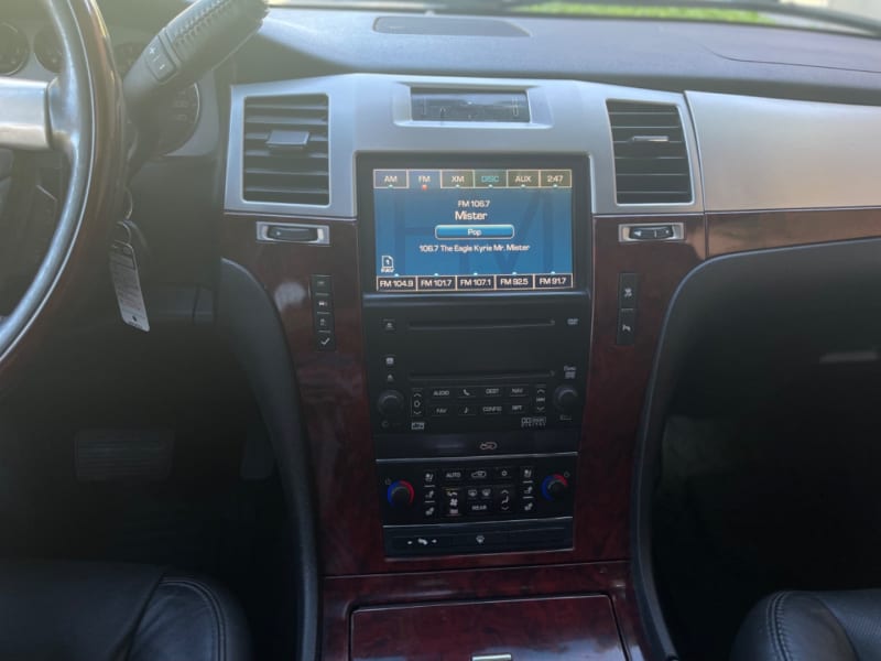 Cadillac Escalade 2007 price $9,995