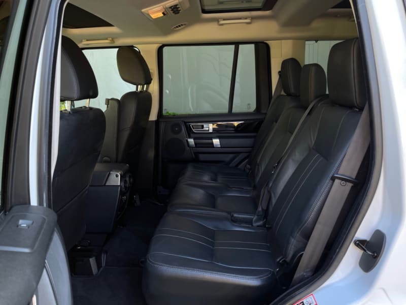 Land Rover LR4 2016 price $19,995